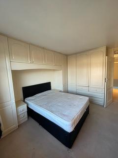 2 bedroom apartment to rent - Shelley Close, Hayes UB4