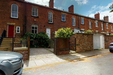 3 bedroom terraced house for sale, Claremont Road, Far Headingley, Leeds