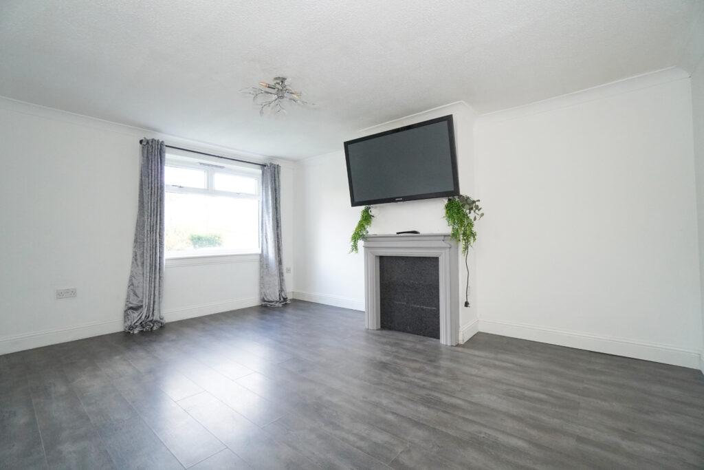 5A Douglas Muir Road, Faifley 2 bed flat for sale £65,000