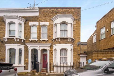 19 Eric Street, London, E3 4TG