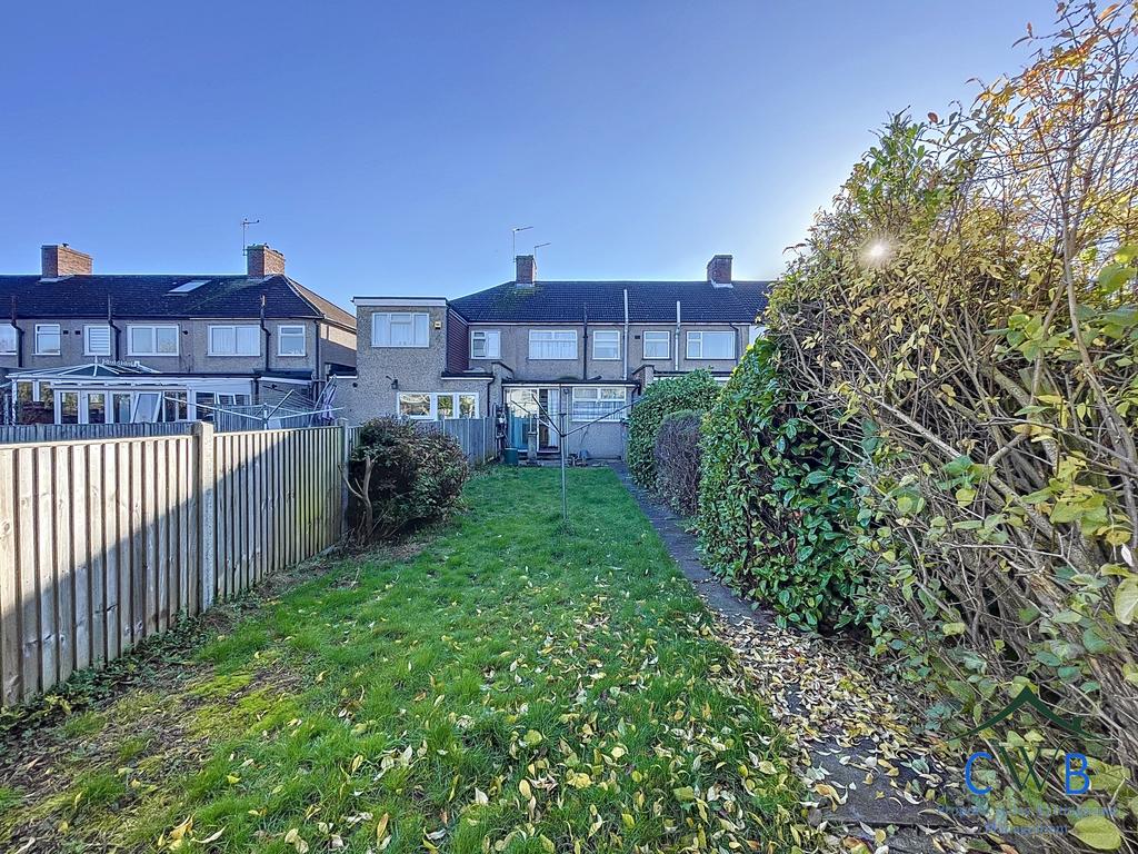 Sherwood Park Avenue, Sidcup, DA15 3 bed semidetached house for sale £450,000