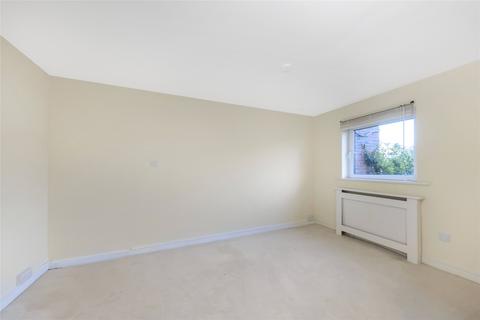 2 Becketts Place, Hampton Wick, Kingston Upon Thames, KT1 4EQ