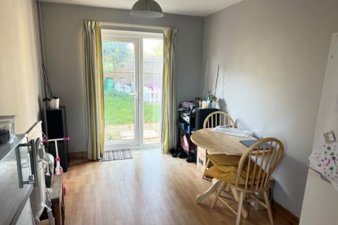 3 bedroom semi-detached house for sale, Furzedale Gardens, Hythe, Southampton, Hampshire, SO45 3HR