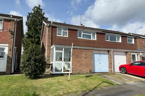 3 bedroom semi-detached house for sale, Furzedale Gardens, Hythe, Southampton, Hampshire, SO45 3HR