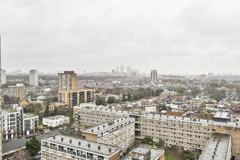 2 bedroom flat for sale, Vision Point, Battersea SW11