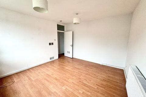 62 Myrtledene Road, London, SE2 0EU