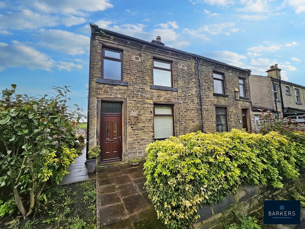 Mill Carr Hill Road, Oakenshaw 3 bed end of terrace house for sale £