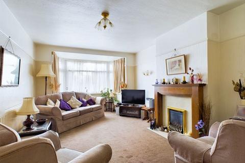 3 bedroom semi-detached house for sale - Forest Road, Oldbury