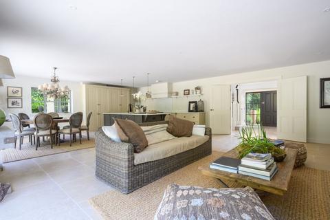 Pinetops Green Dene, East Horsley, Leatherhead, KT24 5RG
