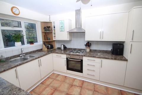 5 bedroom detached house for sale, Deeds Grove, High Wycombe HP12