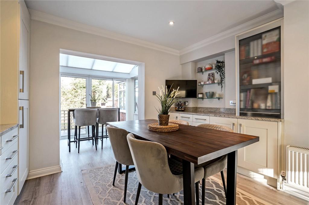 Kitchen/Breakfast