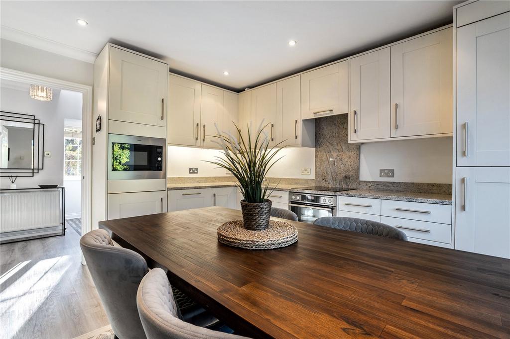 Kitchen/Breakfast