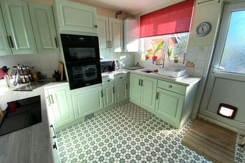 19 Daimler Close, Northampton, NN3 5JT