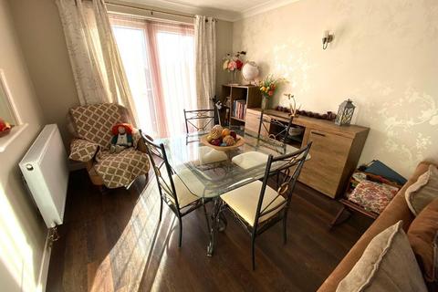 19 Daimler Close, Northampton, NN3 5JT