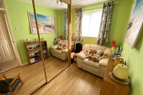 19 Daimler Close, Northampton, NN3 5JT