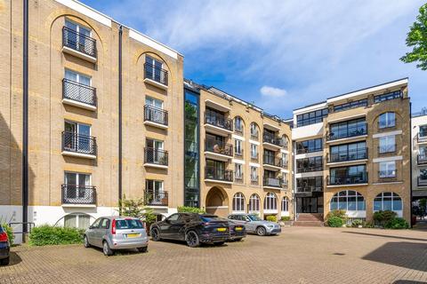 Studio for sale, Waterloo Gardens, Milner Square, Islington