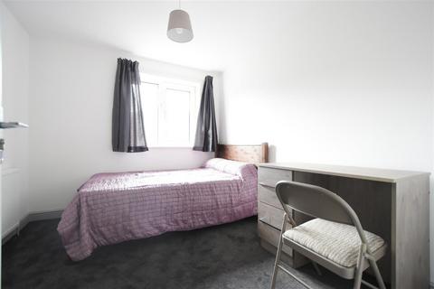 5 bedroom terraced house to rent, Frederick Road, Selly Oak, Birmingham B29