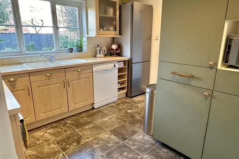 14 Pippin Close, Bidford On Avon, Alcester, B50 4QQ
