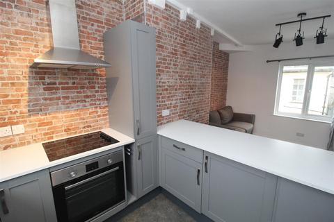 2 bedroom apartment to rent - Pavilion Place, Exeter