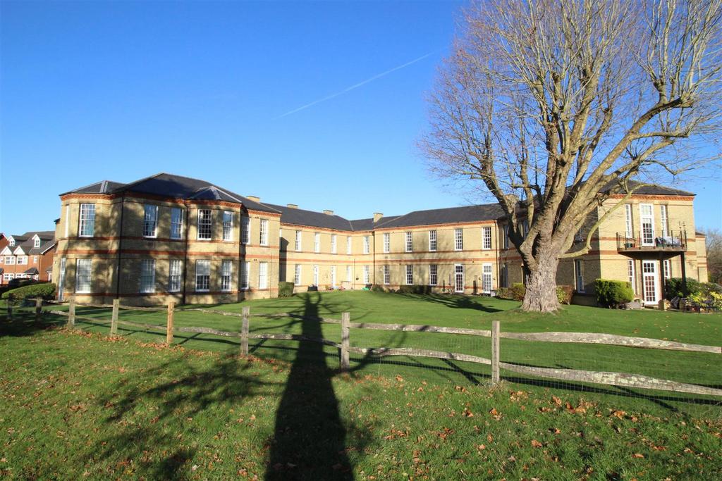 Gladstone House, Horton Crescent, Epsom 2 bed apartment £450,000