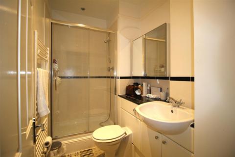 9, Gladstone House Horton Crescent, Epsom, KT19 8BW