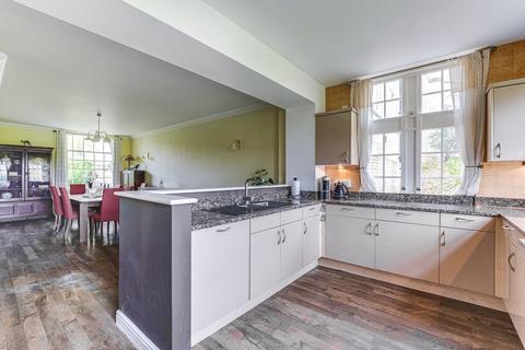 3 bedroom apartment for sale, Kingsley Avenue, Fairfield, Hitchin, SG5