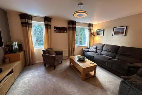 5 Golf Close, Nottingham, NG6 8YZ