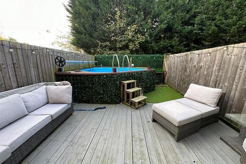 5 Golf Close, Nottingham, NG6 8YZ