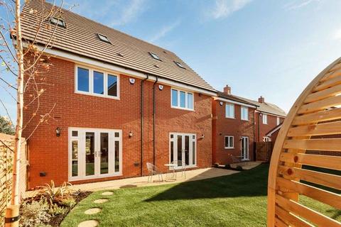 3 bedroom semi-detached house for sale - Perry Close, Newton Leys, Milton Keynes