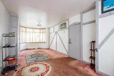 3 bedroom semi-detached house for sale - Milton Road, Stretford, Manchester, M32