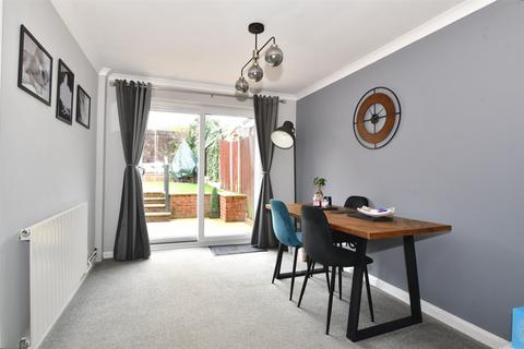 12 Roman Road, Northfleet, Gravesend, DA11 8EX