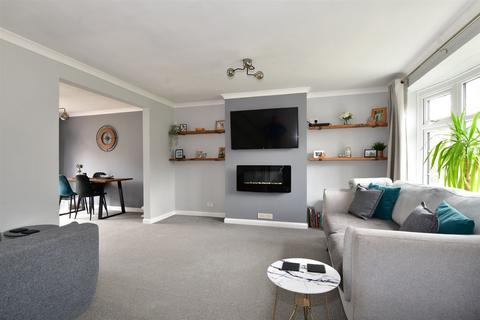 12 Roman Road, Northfleet, Gravesend, DA11 8EX