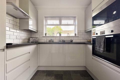 86 Alinora Crescent, Goring By Sea, Worthing, BN12 4HH