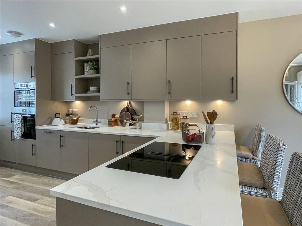 Levington Lane, Bucklesham, Ipswich, Suffolk, IP10 2 bed bungalow for