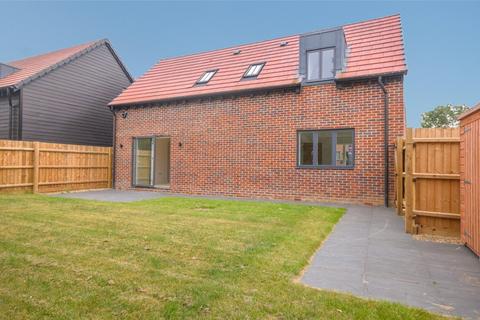 2 bedroom detached house for sale, Ash Drive, Ashley, Newmarket, Cambridgeshire, CB8