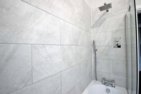 Flat 1, 97 Ashburnham Road, Bedford, MK40 1EA