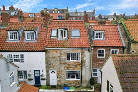 2 bedroom cottage for sale, 4 Oystons Yard, Whitby