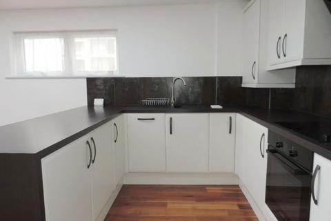 2 bedroom maisonette for sale - Mutton Lane, Potters Bar, Hertfordshire, EN6 2AT