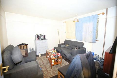 15 Exeter Road, Southampton, SO18 2ED