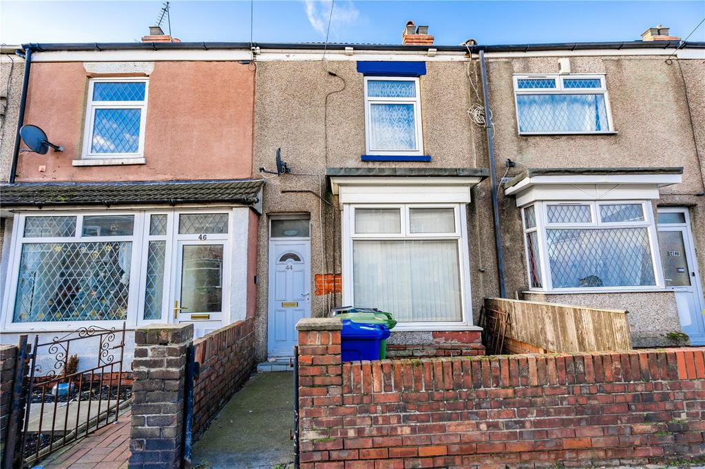 Ladysmith Road, Grimsby, Lincolnshire, DN32 2 bed terraced house for