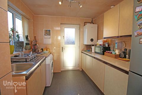 2 Sutherland Road, Blackpool, FY1 2QT