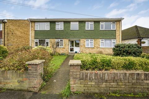 2 bedroom apartment to rent - Watersplash Road, Shepperton, Surrey