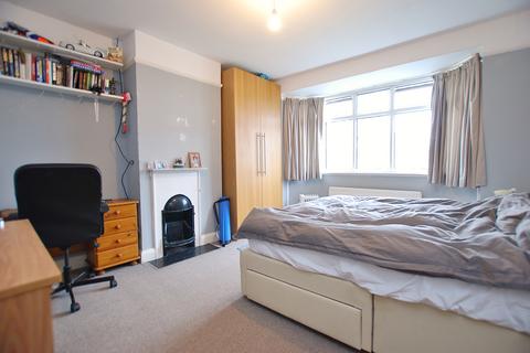 4 bedroom semi-detached house to rent - Aldershot Road, Guildford, Surrey, GU2