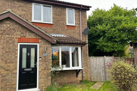 2 bedroom semi-detached house for sale - Swallow Drive, Louth, Lincolnshire, LN11 0DN