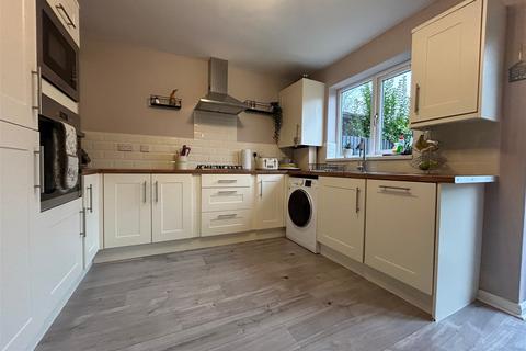 2 bedroom semi-detached house for sale - Swallow Drive, Louth, Lincolnshire, LN11 0DN