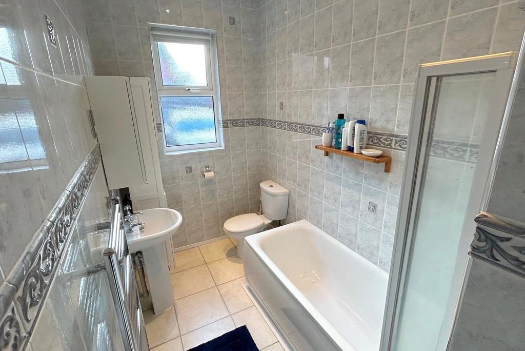 Bathroom/Wc