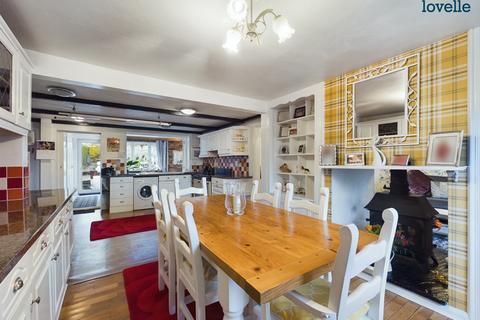 2 Nashs Row, Osgodby, Market Rasen, LN8 3TA