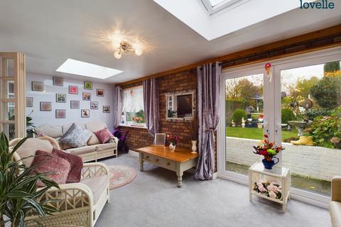 2 Nashs Row, Osgodby, Market Rasen, LN8 3TA