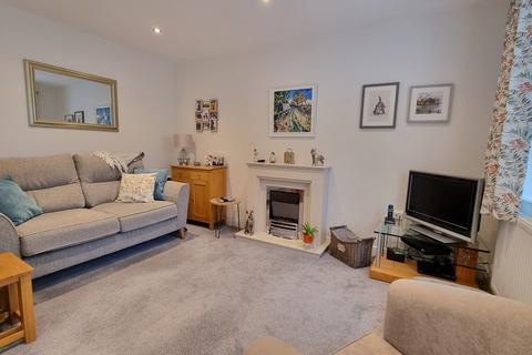 2 bedroom semi-detached house for sale - St James Road, Southam, CV47
