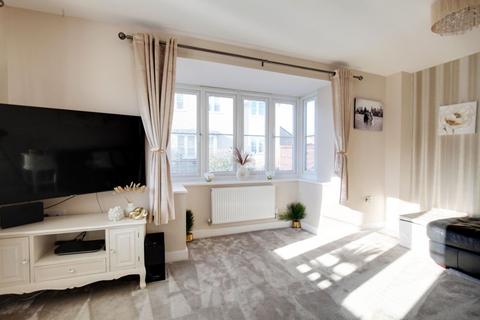 30 Oak Crescent, Wickford, SS11 7FF